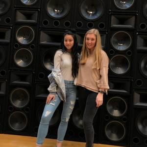 Meet your Posher, Sidney